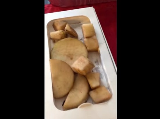 Купившей iPhone 6 американке прислали в коробке картошку (видео)