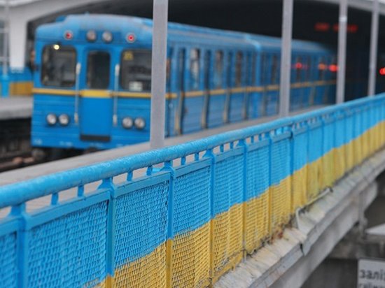 Неизвестный заминировал весь метрополитен в Киеве