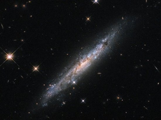 NASA запечатлело уникальную «взрывную» галактику