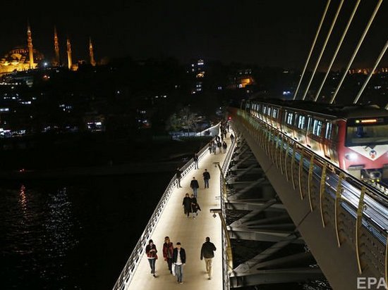 В Стамбуле запускают первую в стране беспилотную линию метро